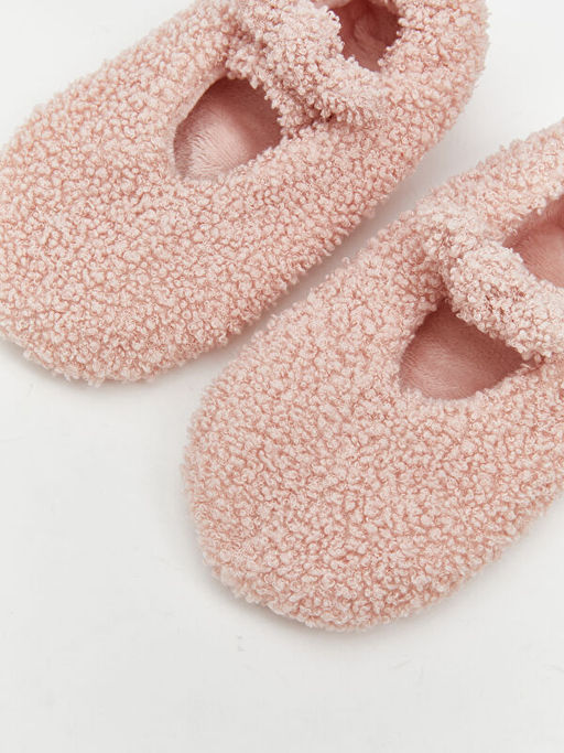 Kayd?rmaz Tabanl? K?z ?ocuk Ev ?orab?