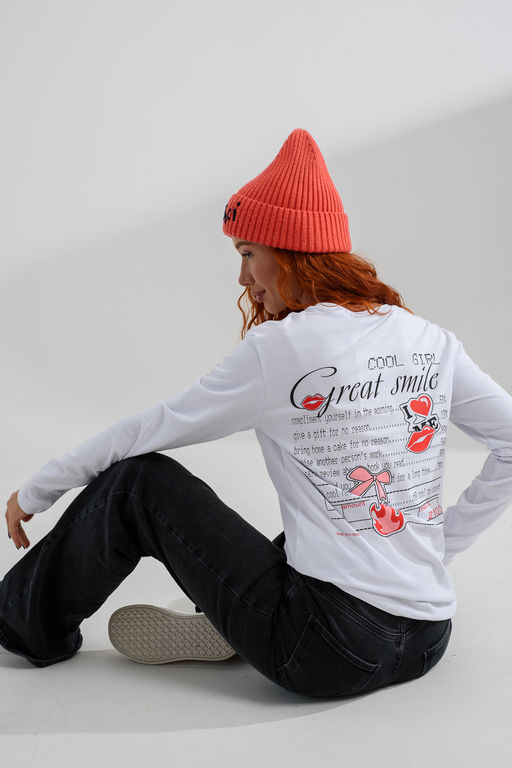 8513 Футболка с длинным рукавом женская