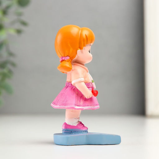 Фигурки набор полистоун Малыши с сумочками на сердце, 2 шт., 5?4.5?9; 5?4.8?9 см