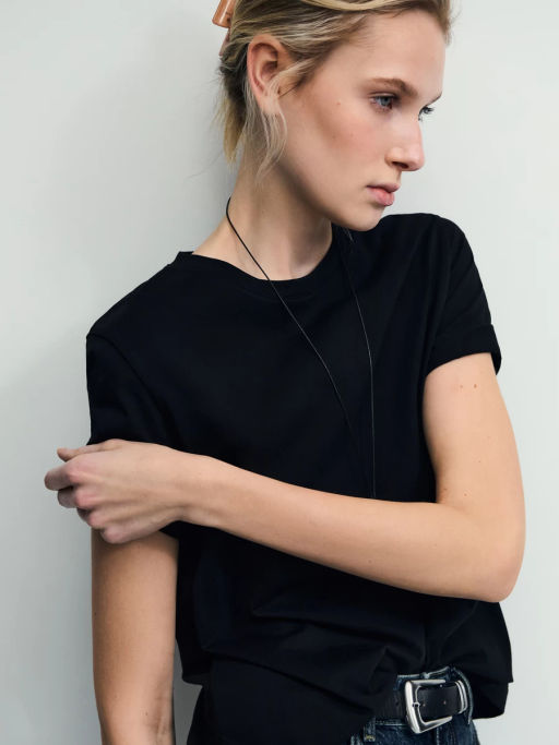 Базовая футболка из хлопка / Zarina