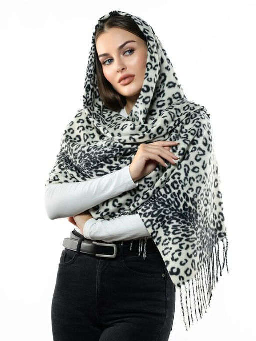 Яркий палантин с анималистичным принтом - Pretty mania фото 4