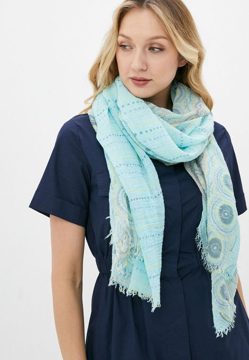 Палантин голубой из ткани с эффектом крэш - Модные истории фото 4