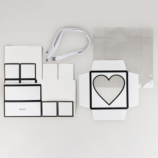 Коробка для цветов с фигурным вкладышем и пластиковой крышкой Present, 23.5 х 23.5 х 15 см