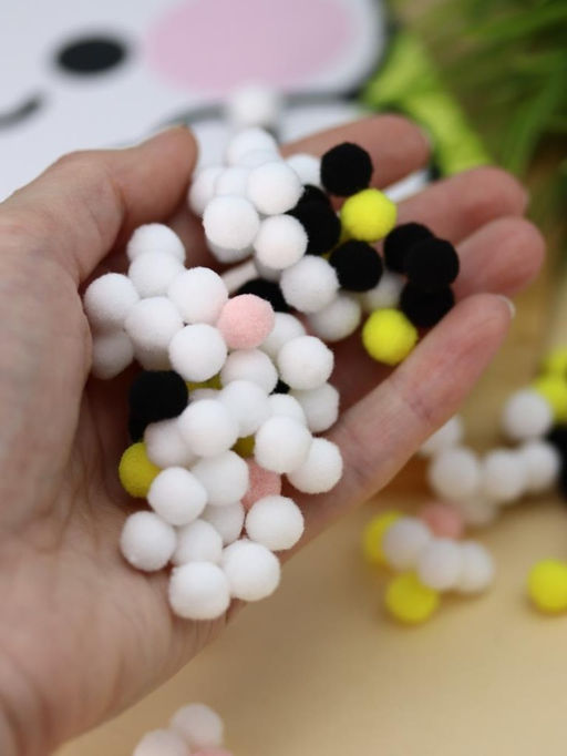 Картина из помпонов на подрамнике Draw Me! Happy hare, (20 х 20 см)