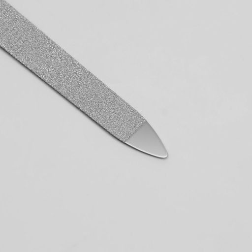 Цена за 4 шт. Пилка металлическая для ногтей, прорезиненная ручка, 17 см, цвет серебристый, чёрный