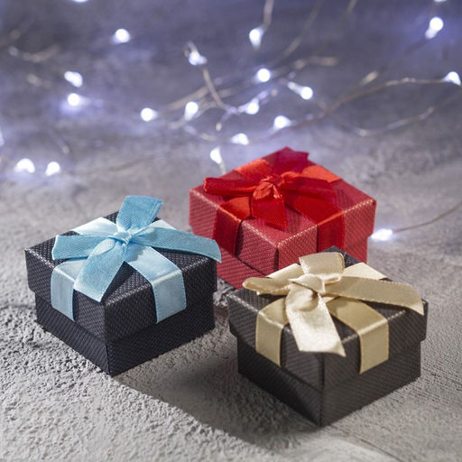 Цена за 6 шт. Коробочка подарочная под кольцо/серьги «Классик», 5×5, МИКС, вставка чёрная