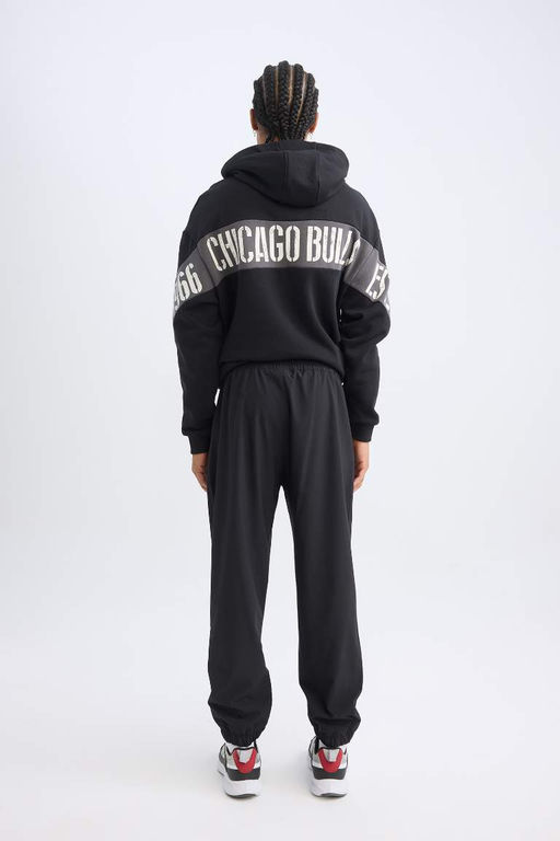 DeFactoFit NBA Chicago Bulls Спортивные спортивные штаны с эластичной резинкой и карманами для бега узкого кроя  фото 8