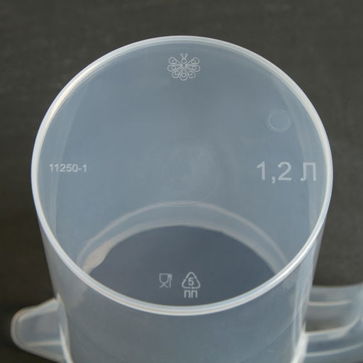 Цена за 2 шт. Кувшин для воды с крышкой, 1.2 л, пластик, МИКС