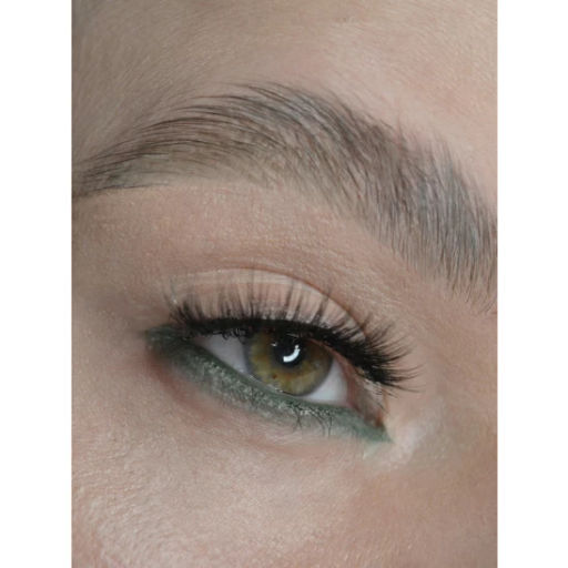 essence Карандаш для глаз Kajal Pencil, 29 Rain Forest  фото 6