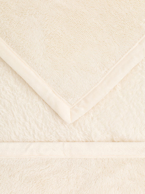 Плед плюшевый 150x200 молочный - Denastia фото 6