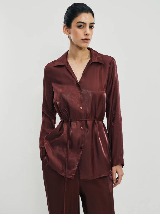 Блузка из вискозы с тонким поясом / Zarina