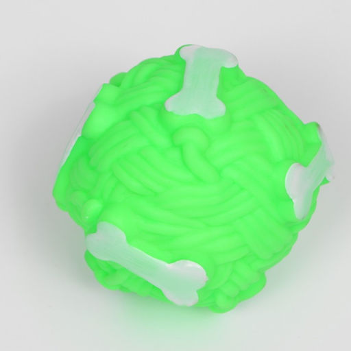 Игрушка пищащая Клубок с косточками для собак, 8 см, зелёная - Пижон фото 3