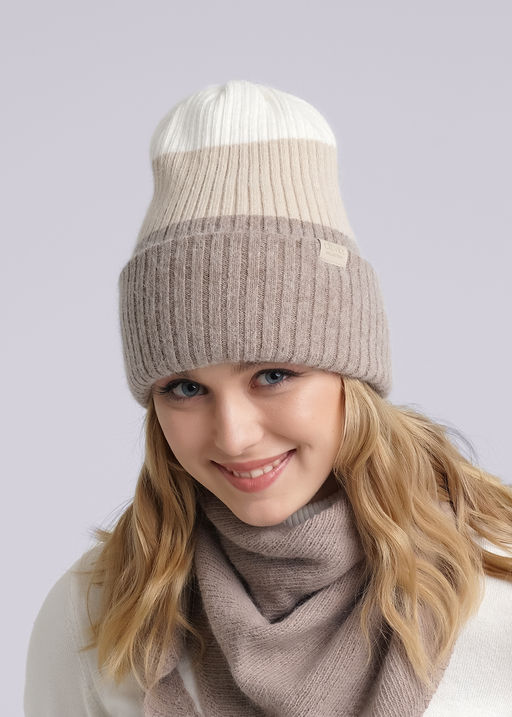 Шапка женская