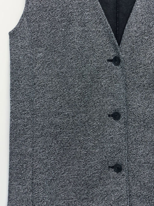 Удлиненный жилет с V-образным вырезом