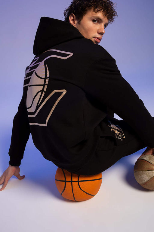 DeFactoFit Толстовка комфортного кроя с капюшоном NBA Los Angeles Lakers  фото 2