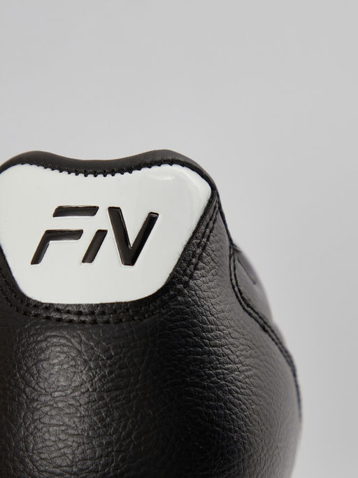 Детские шиповки FN Eagle Kid (TF) (Black/White)