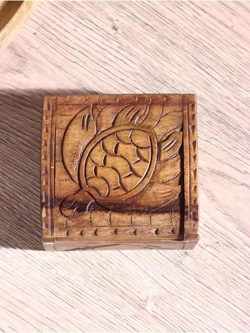 Шкатулка резная «Черепаха», 10×10×5 см, дерево соно