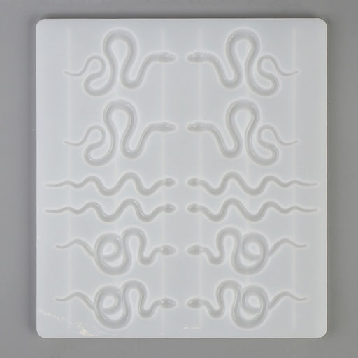 Молд силиконовый «Змейки» 16,5 х 14,8 х 1 см