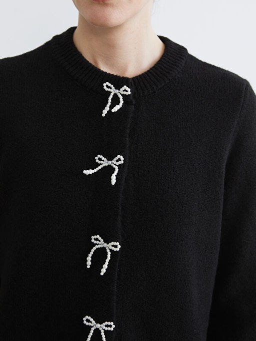 Bisiklet Yaka Fiyonk D??meli Kad?n Triko H?rka