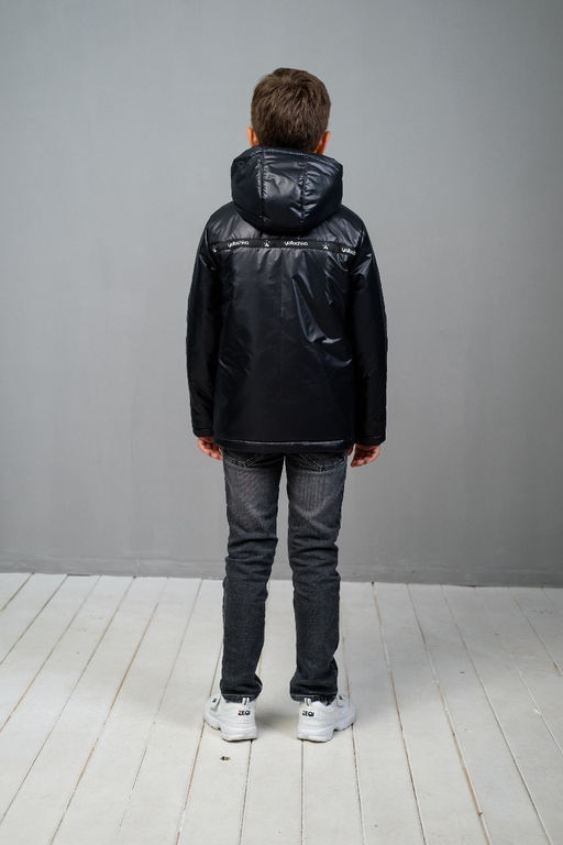 Куртка-анорак для мальчика черный