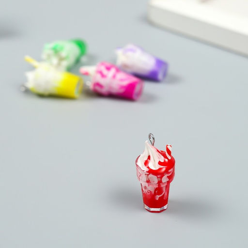 Цена за 5 шт. Декор для творчества пластик «Мороженное в стакане с петелькой», 1.3×1.3×2.6 см, МИКС