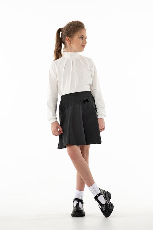 Молочная школьная блуза Mooriposh, модель 06148