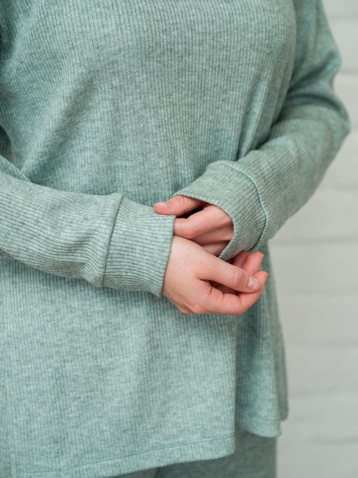 Пуловер трикотажный зеленый с манжетами - Odis фото 10