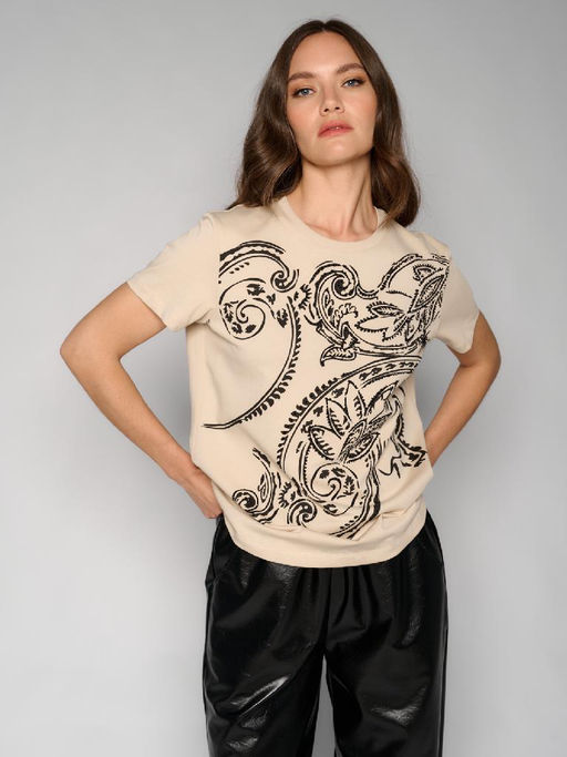 Футболка женская 12411-42021 milk/black - Eleganzza фото 5