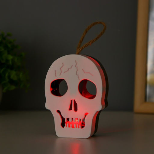 Цена за 12 шт. Фигурка световая RISALUX «Череп», LED-ночник, 1 Вт, RGB, от батареек LR1130, бело-чёрный, 9.5×4×5 см