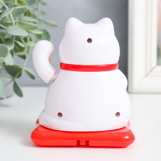 Маятник настольный антистресс «Кот манэки-нэко, ошейник с бубенцами», белый, 9.5×10×9.5 см