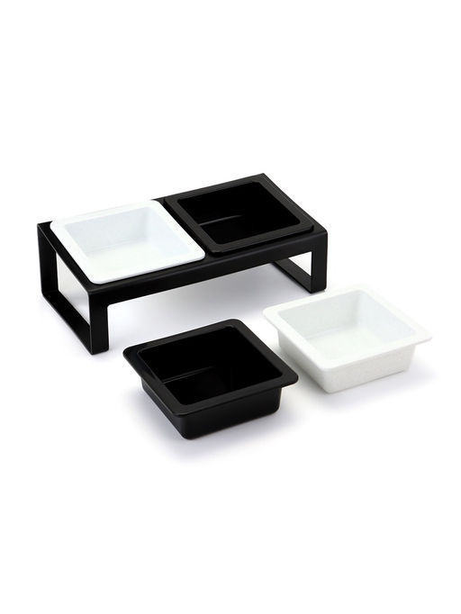 Миски с подставкой КВАРТЕТ пластиковые двойные (+ 2 миски в подарок), 2×0.38 л