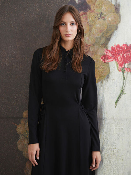 G?mlek Yaka Ba?lama Detayl? Elbise