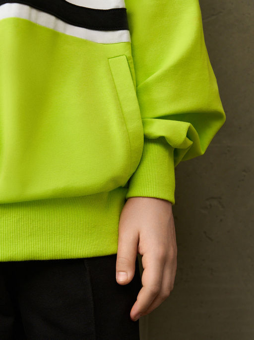 Костюм спортивный