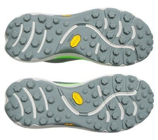 Кроссовки взрослые