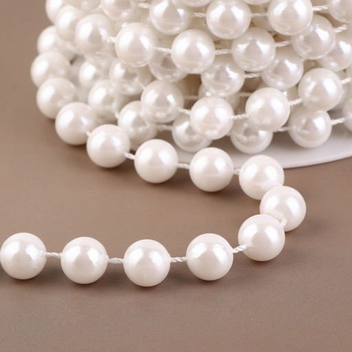 Жемчуг на нитях, 10 мм, 9±1 м, белый
