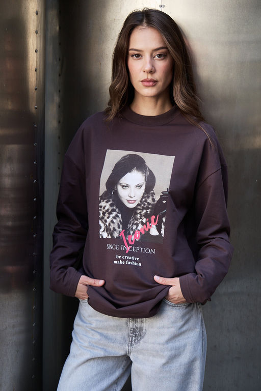 Лонгслив оверсайз с принтом