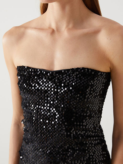 Straplez Yaka Payetli Kad?n Bluz