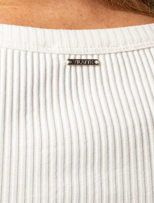 Футболка из трикотажа в широкий рубчик - Vilatte фото 11