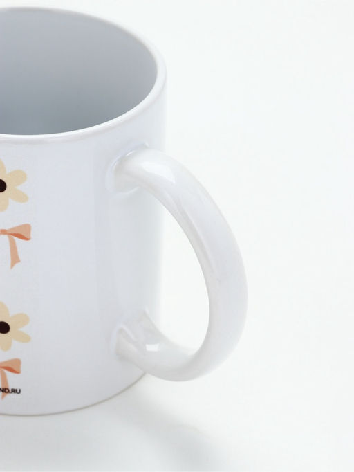 Кружка керамическая «С 8 марта! Бантики», 320 мл