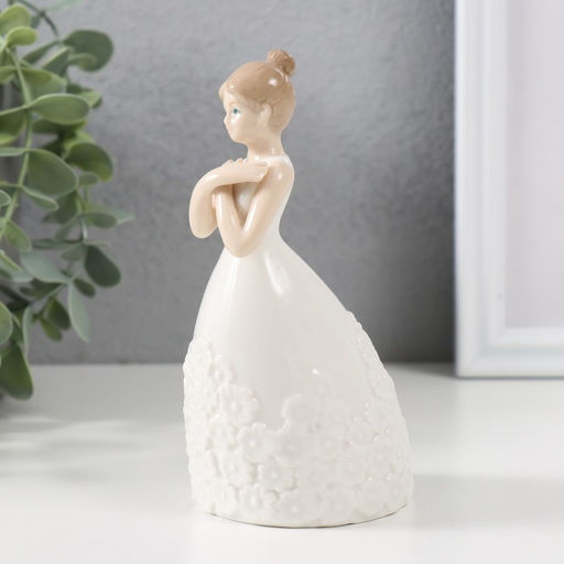 Фигурка керамика «Невеста перед свадьбой», 14×7.5×6.5 см