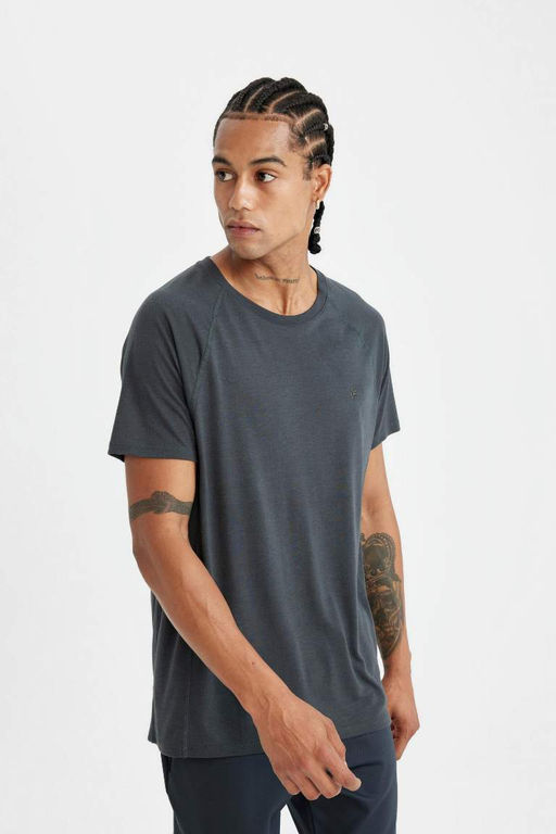 DeFactoFit Спортивная футболка стандартного кроя с круглым вырезом и короткими рукавами  фото 13