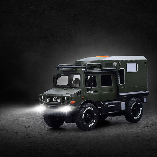 Машина "Armored car" (свет, звук) в коробке