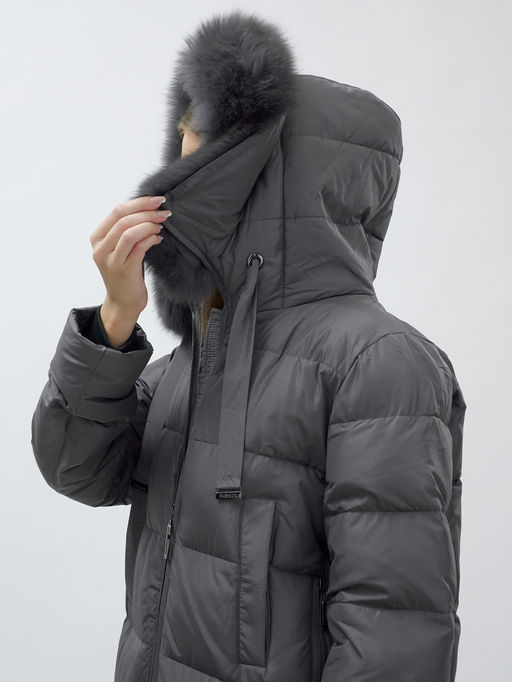 с натуральным мехом песца класса Люкс Бренд Visdeer Пальто зимние темно-серого цвета  фото 10