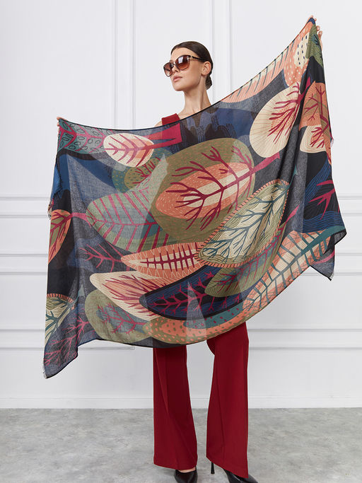 Палантин с рисунком