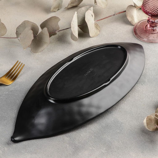 Блюдо «Чёрный Восток», 37×15.5×3.8 см, чёрное