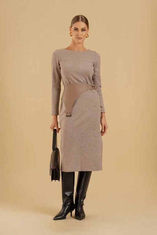 Платье женское. Цвет как на фото 1