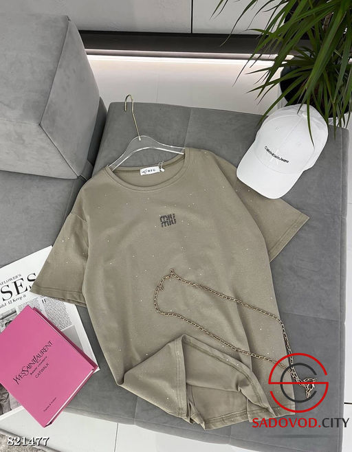 Футболка женская со стразами