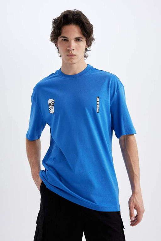 Футболка с коротким рукавом и круглым вырезом Comfort Fit с принтом на спине - Defacto фото 4