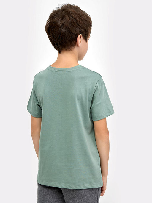 Футболка пыльно-зеленого цвета с принтом на зимнюю тему для мальчиков - Mark formelle фото 2