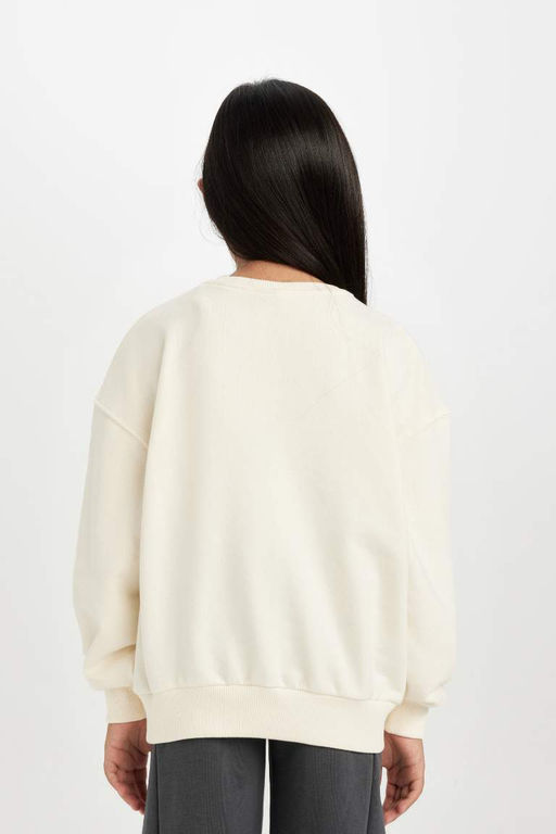 Толстовка оверсайз с широким кроем и круглым вырезом для девочек цвета экрю с принтом - Defacto фото 6